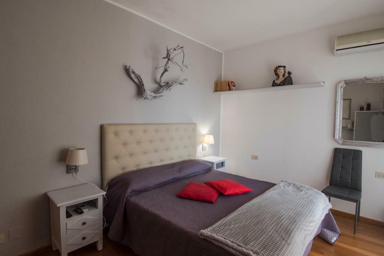 Bed and Breakfast La Chicca Di Francesca Santa Teresa Gallura Exteriér fotografie