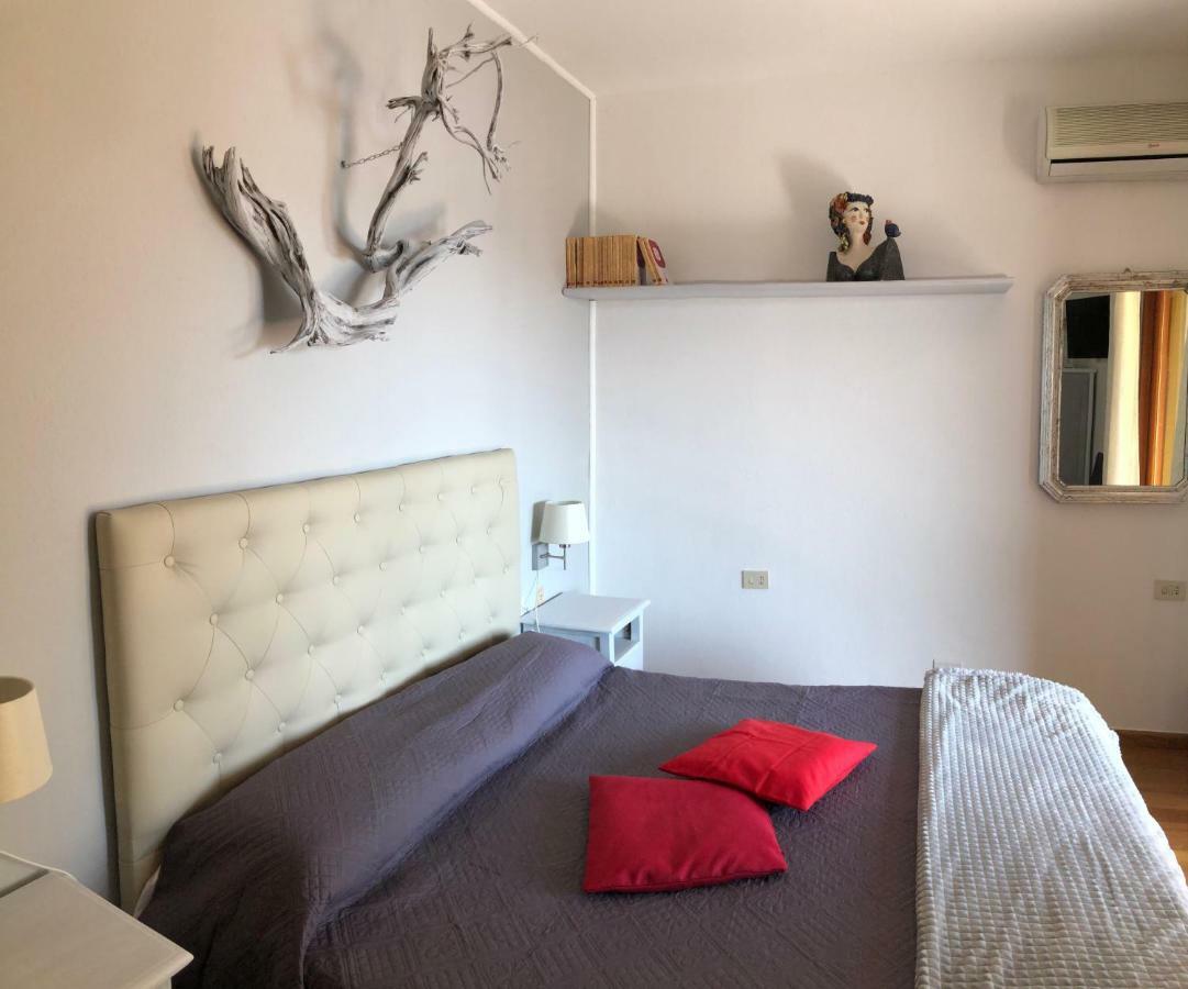 Bed and Breakfast La Chicca Di Francesca Santa Teresa Gallura Exteriér fotografie